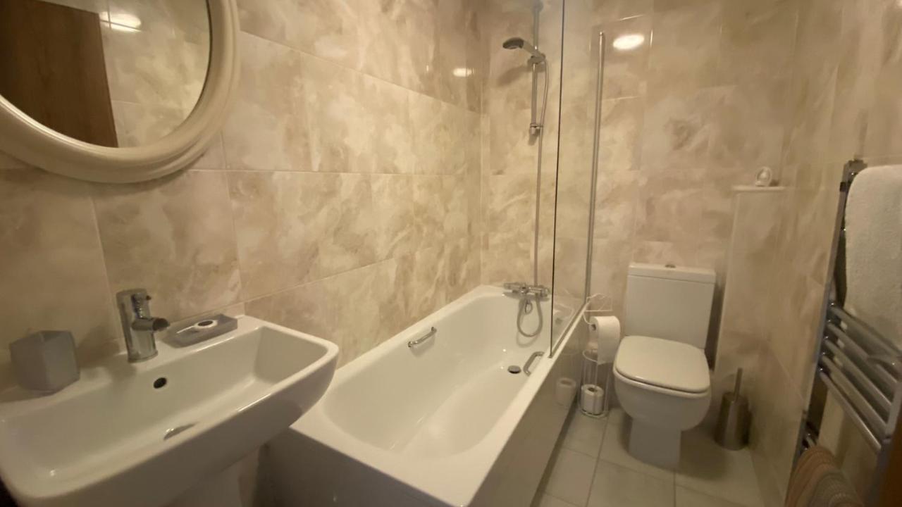 Вилла Comfy 2 Bed House Located At Wareham Train Station Экстерьер фото